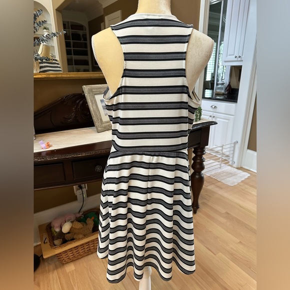 H&M Black and White Halter Sundress - Picture 2 of 3